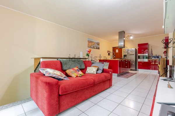 appartamento in vendita a Venegono Superiore