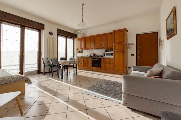 appartamento in vendita a Venegono Superiore