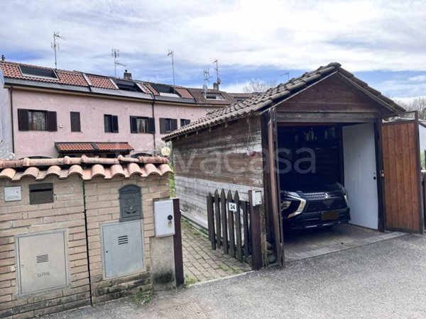 casa indipendente in vendita a Venegono Superiore in zona Pianasca