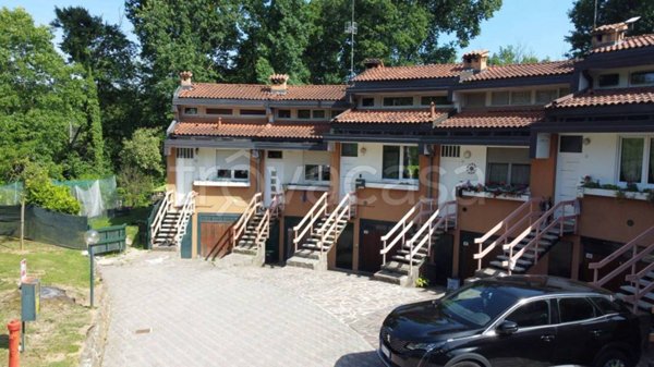 casa indipendente in vendita a Venegono Superiore in zona Pianasca