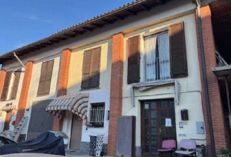 appartamento in vendita a Venegono Superiore in zona San Martino