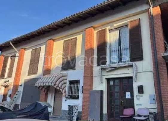 appartamento in vendita a Venegono Superiore in zona San Martino