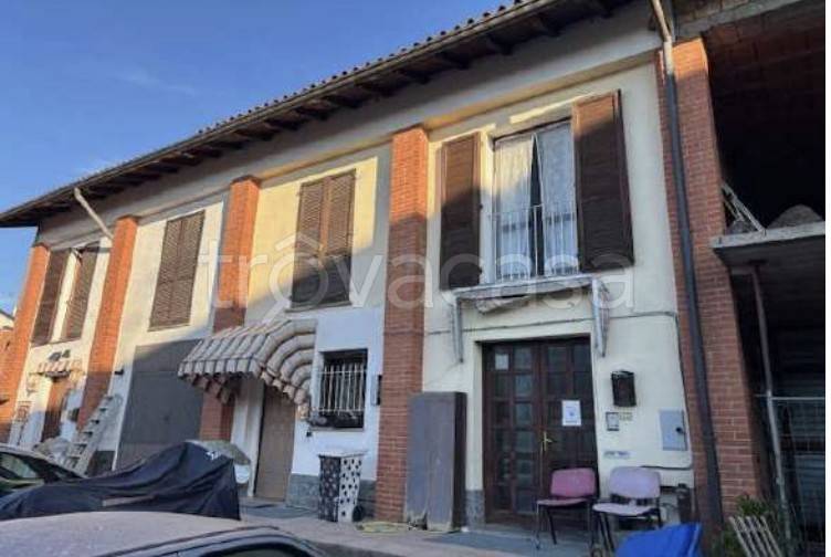 appartamento in vendita a Venegono Superiore in zona San Martino