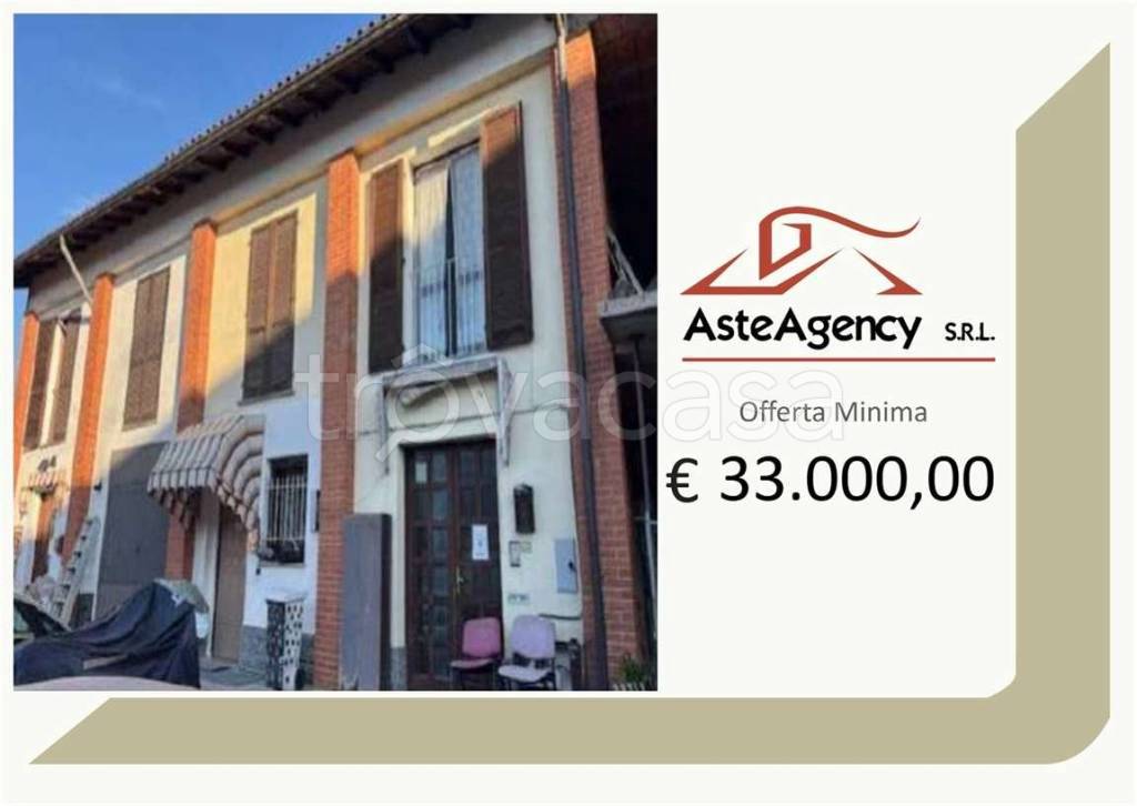 appartamento in vendita a Venegono Superiore in zona San Martino