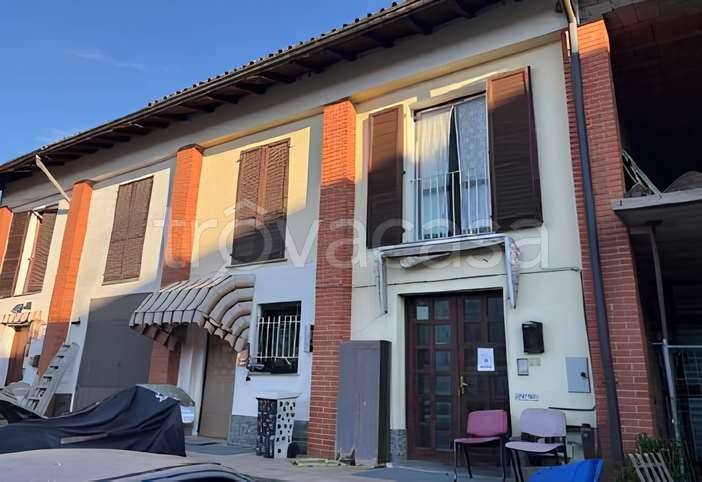 appartamento in vendita a Venegono Superiore in zona San Martino