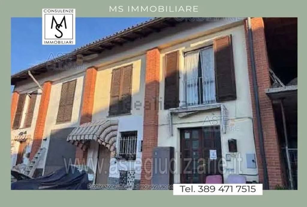 appartamento in vendita a Venegono Superiore in zona San Martino