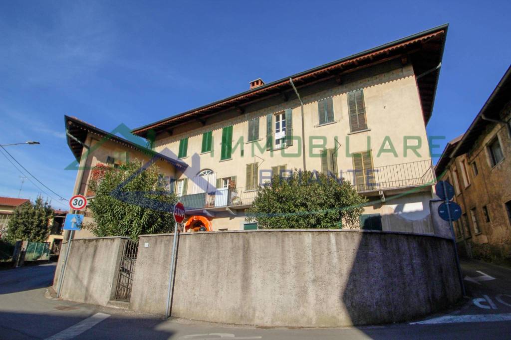 appartamento in vendita a Vergiate