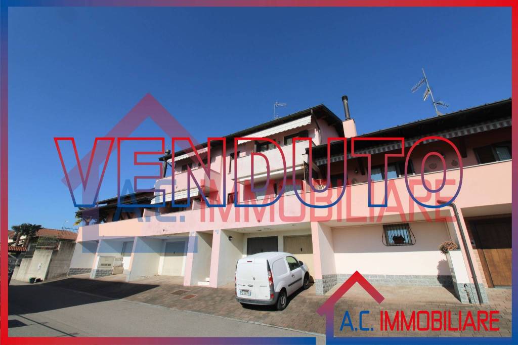 appartamento in vendita a Vergiate