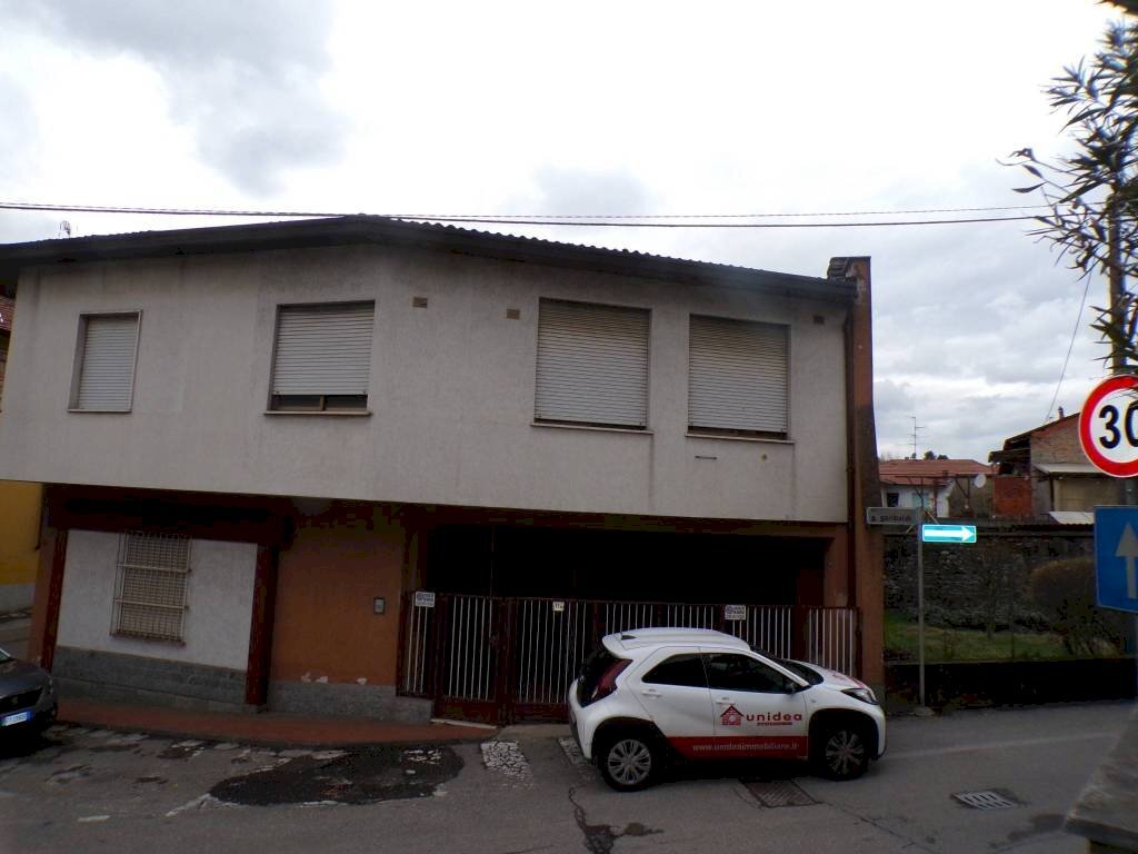 appartamento in vendita a Vergiate