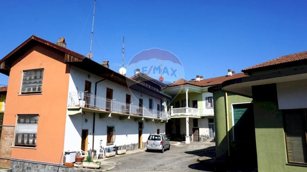 locale commerciale in vendita a Vergiate