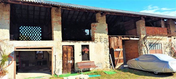appartamento in vendita a Vergiate