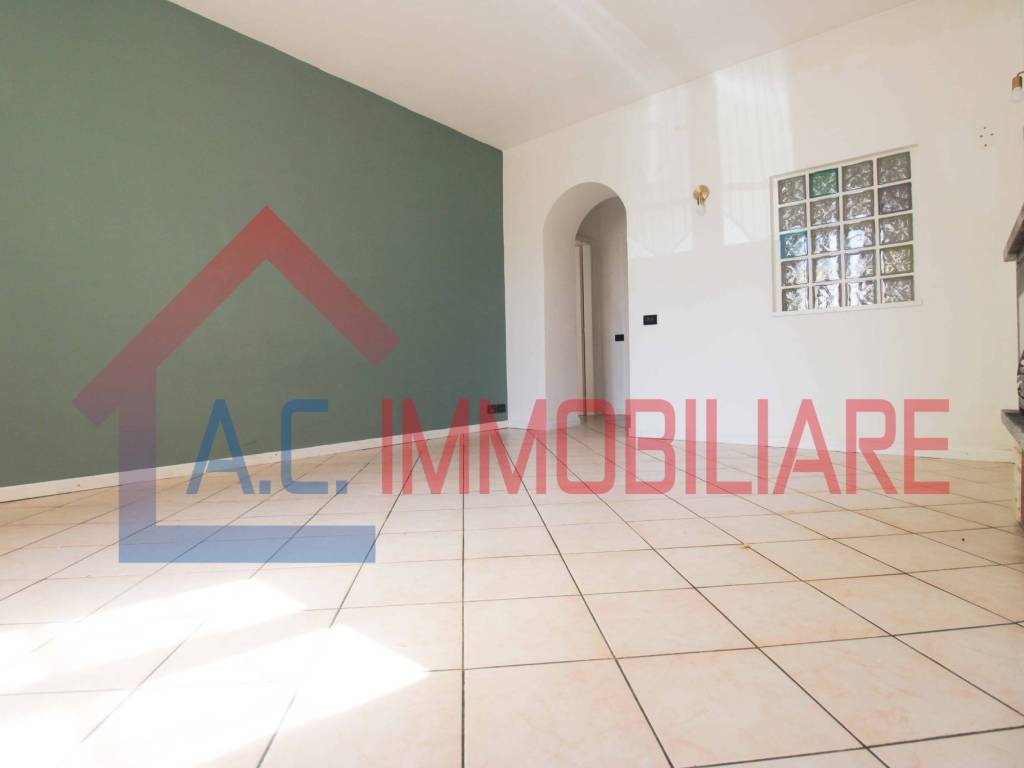 appartamento in vendita a Vergiate