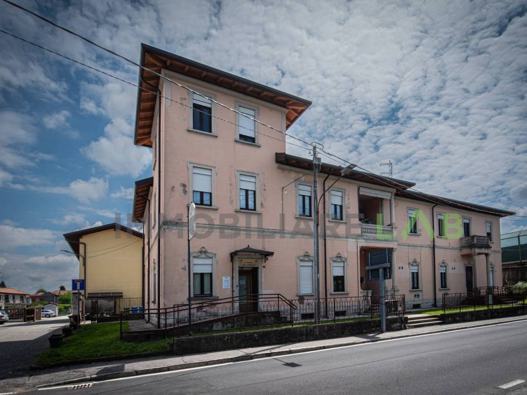 appartamento in vendita a Vergiate