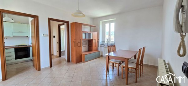 appartamento in vendita a Vergiate in zona Cimbro