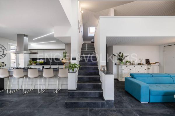 casa indipendente in vendita a Vergiate