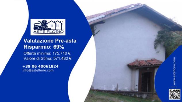 casa indipendente in vendita a Vergiate