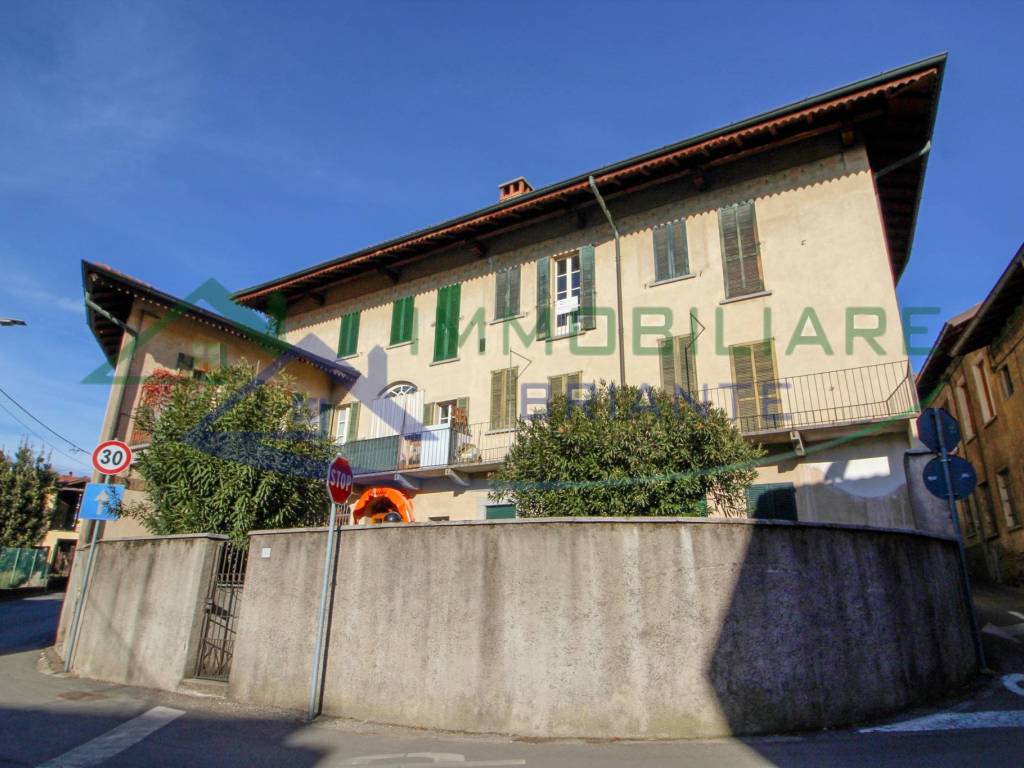appartamento in vendita a Vergiate