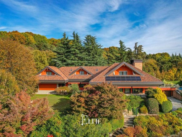 villa in vendita a Vergiate