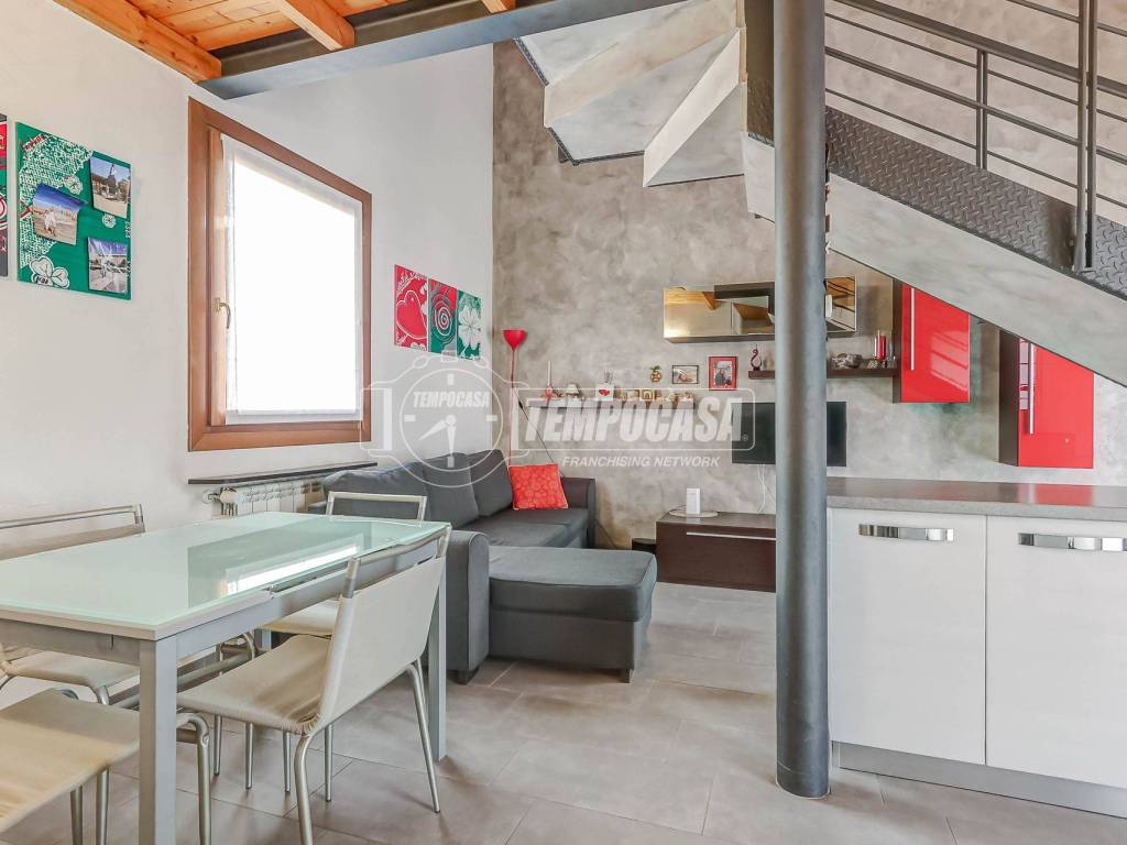 appartamento in vendita a Vergiate