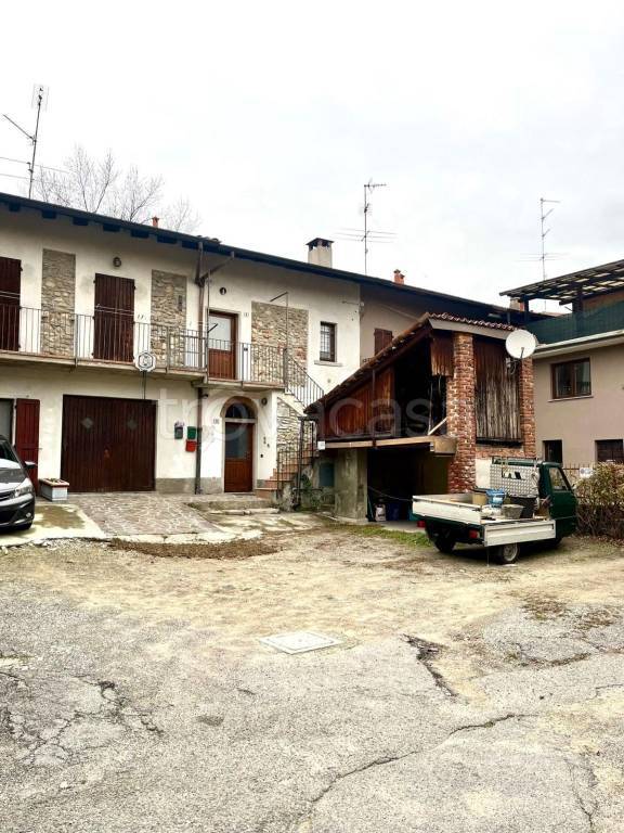 appartamento in vendita a Vergiate