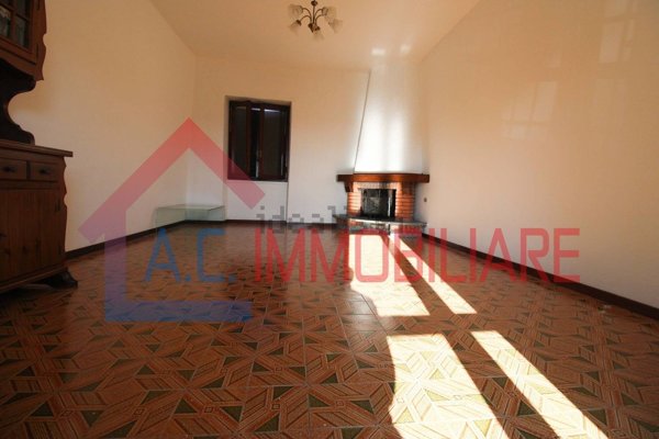 appartamento in vendita a Vergiate