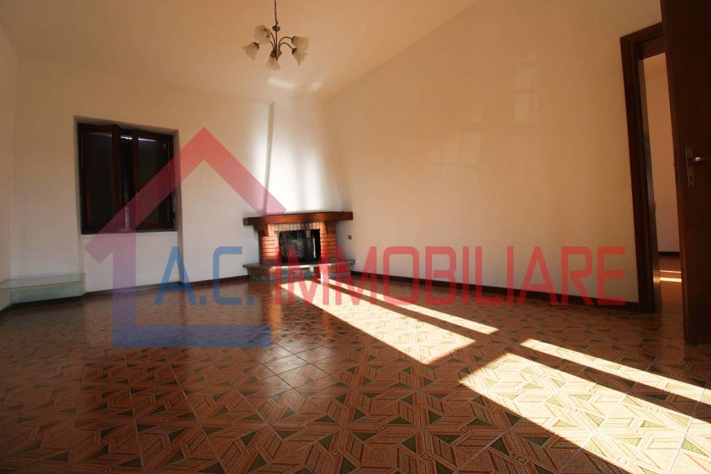 appartamento in vendita a Vergiate