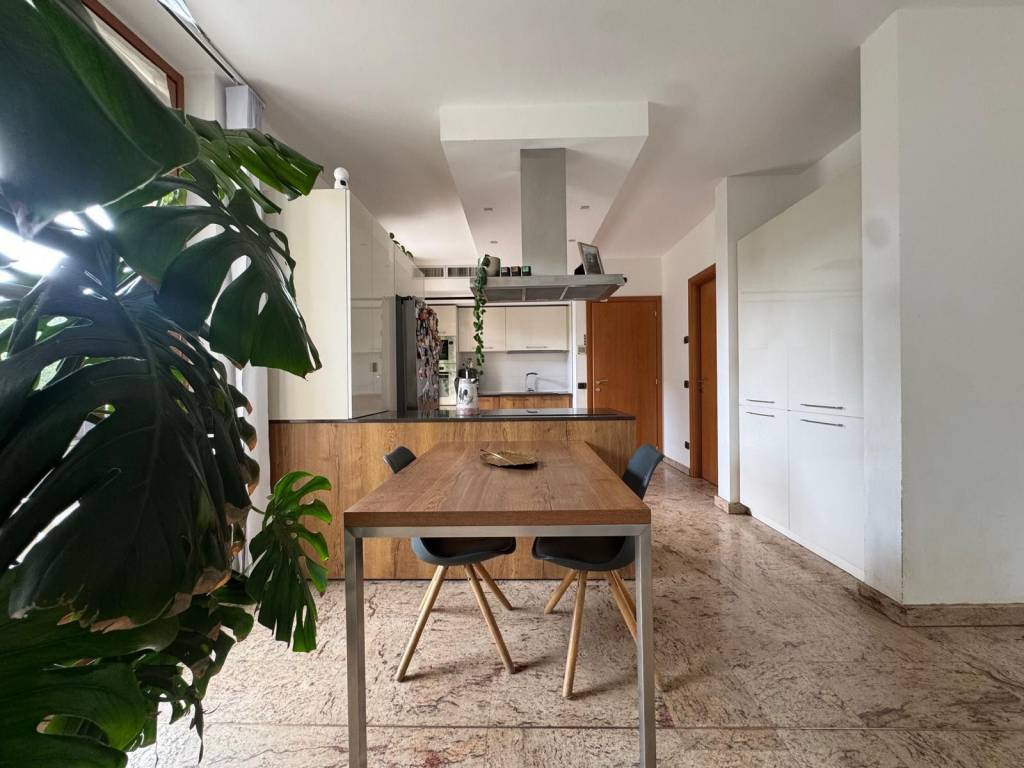 casa indipendente in vendita a Vergiate