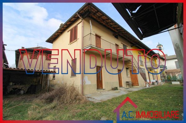 appartamento in vendita a Vergiate