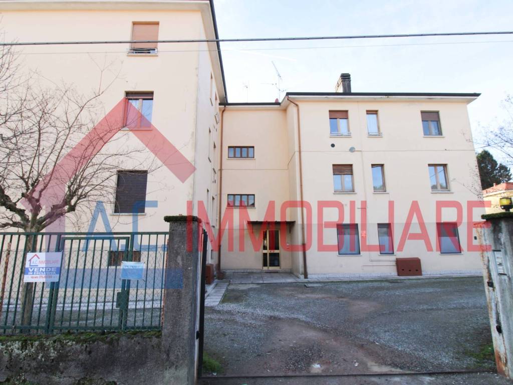 appartamento in vendita a Vergiate