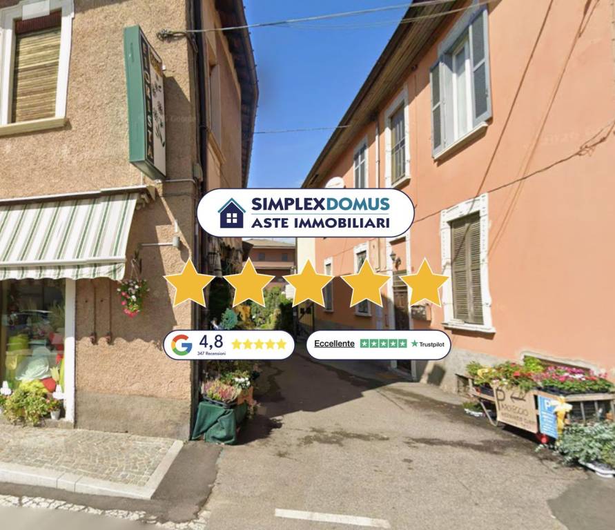 casa indipendente in vendita a Vergiate