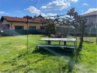 casa indipendente in vendita a Vergiate