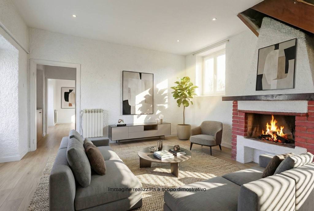 casa indipendente in vendita a Vergiate in zona Sesona