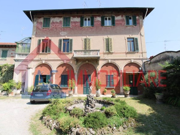 appartamento in vendita a Vergiate