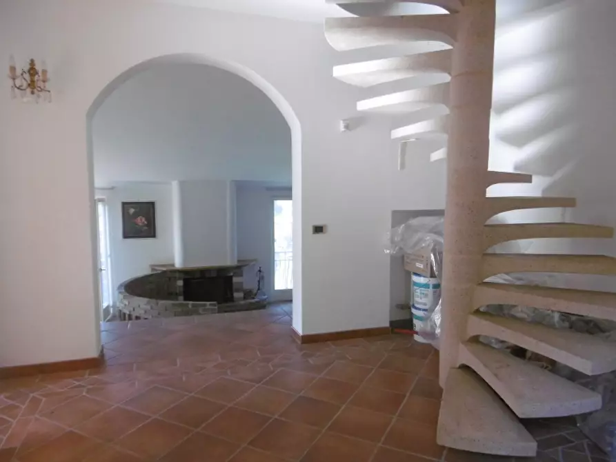 casa indipendente in vendita a Viggiù
