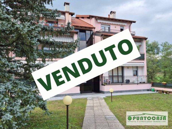 appartamento in vendita a Viggiù in zona Baraggia