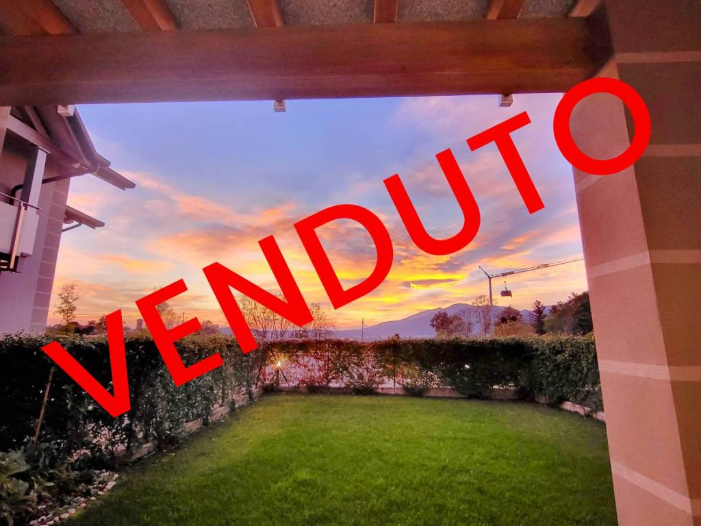 appartamento in vendita a Viggiù in zona Baraggia