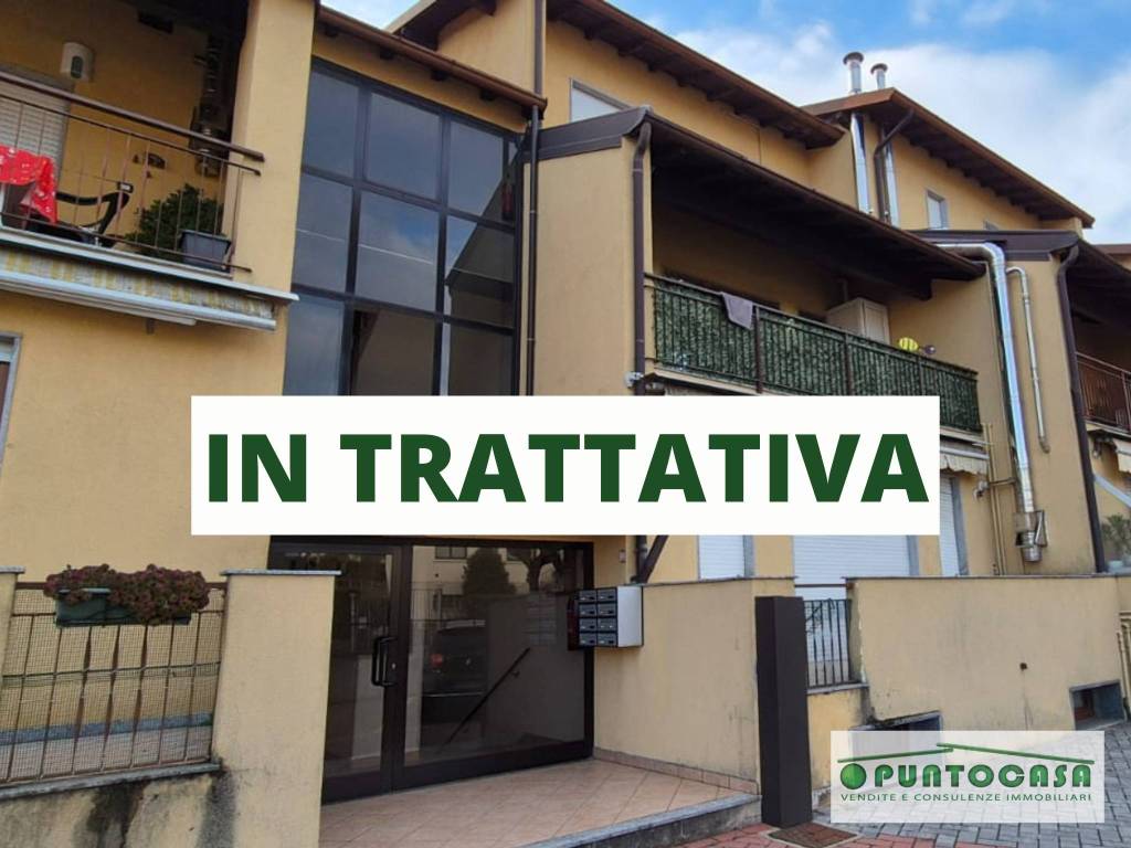 appartamento in vendita a Viggiù in zona Baraggia