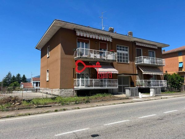 appartamento in vendita a Viggiù in zona Baraggia