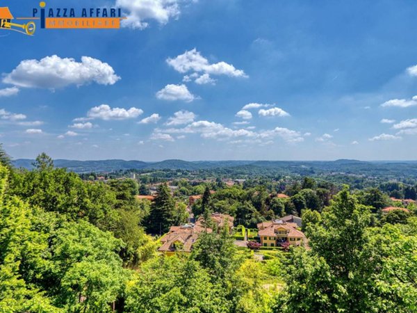 casa indipendente in vendita a Viggiù