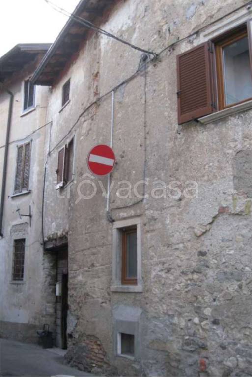 appartamento in vendita a Viggiù