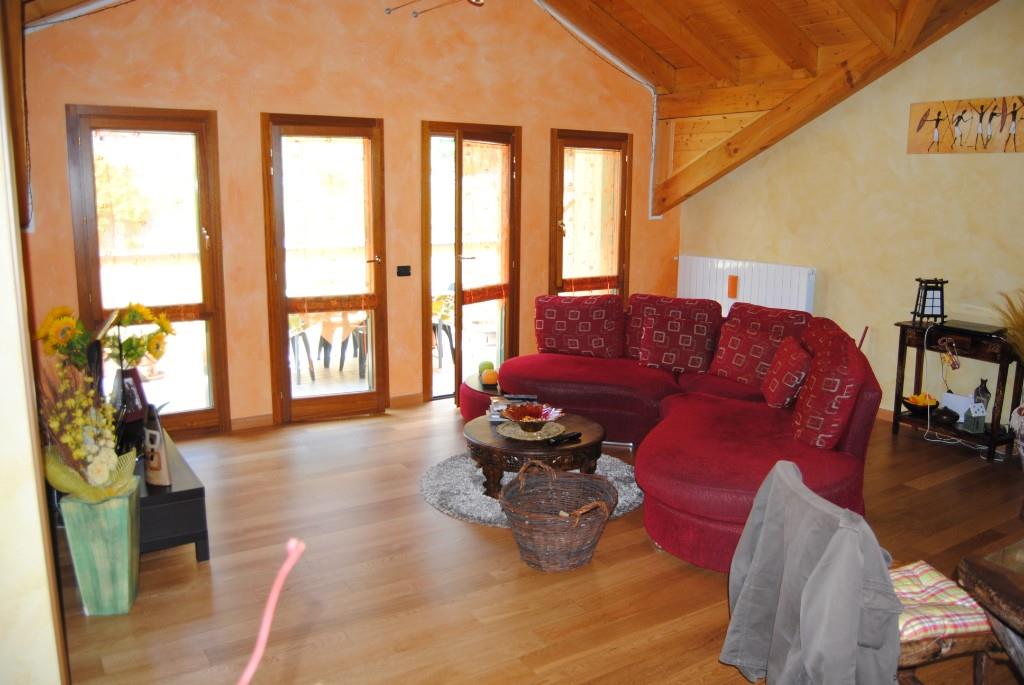 appartamento in vendita a Viggiù