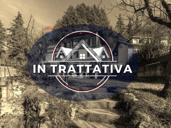 casa indipendente in vendita a Viggiù