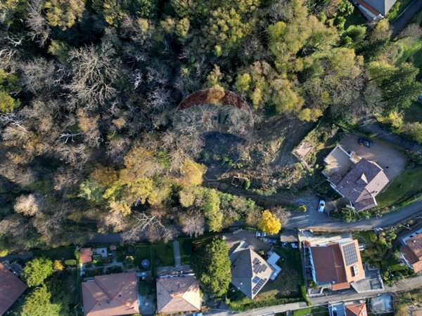 casa indipendente in vendita a Viggiù
