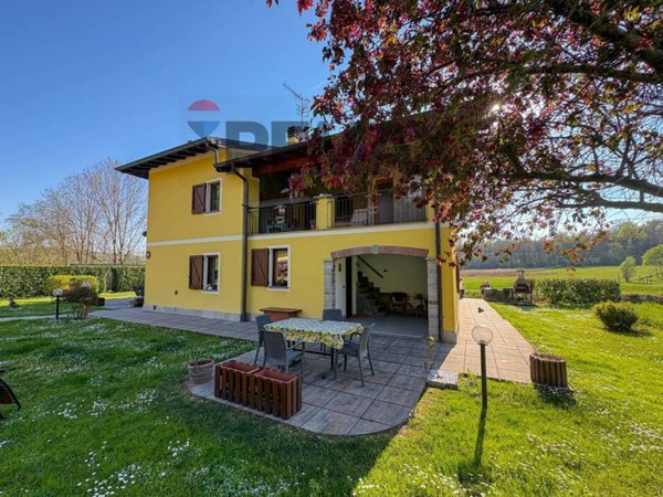 appartamento in vendita a Viggiù