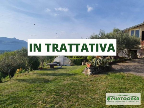casa indipendente in vendita a Viggiù
