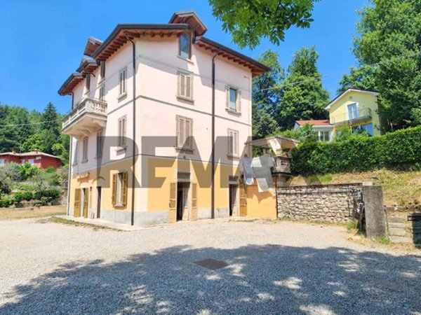 appartamento in vendita a Viggiù