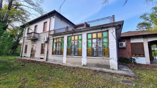 villa in vendita a Vizzola Ticino