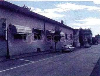 negozio in vendita a Sangiano