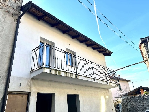 appartamento in vendita a Sangiano