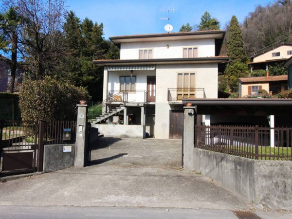 appartamento in vendita a Sangiano